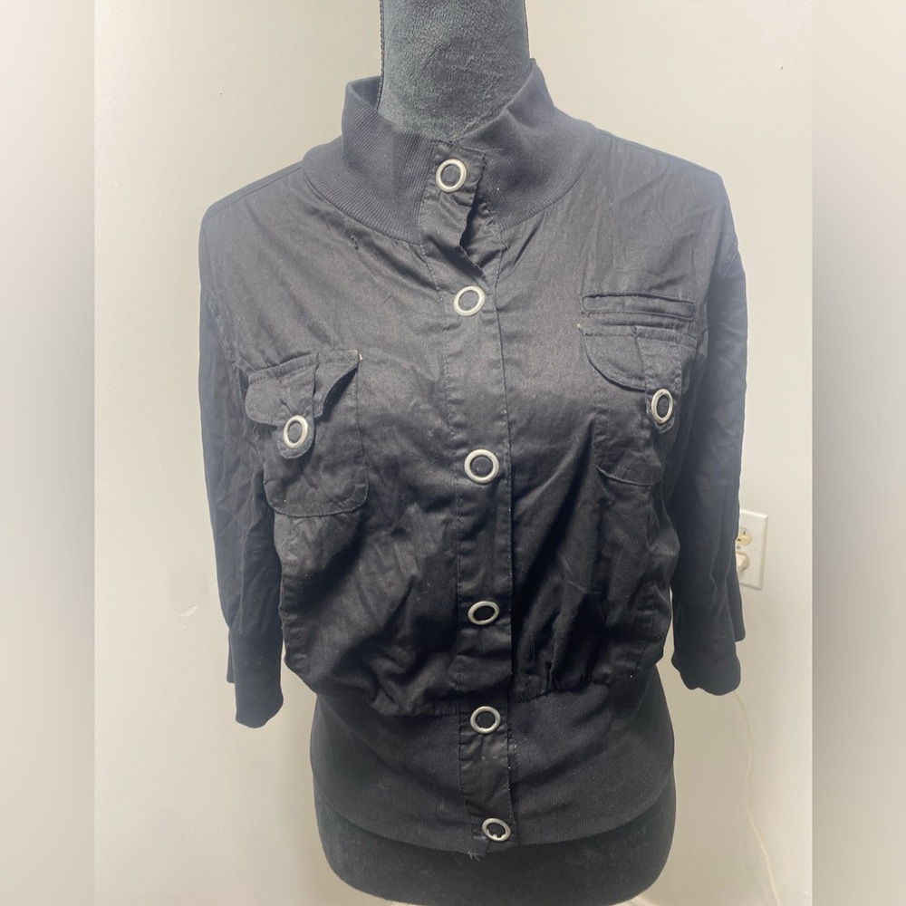 Size large women’s bomber